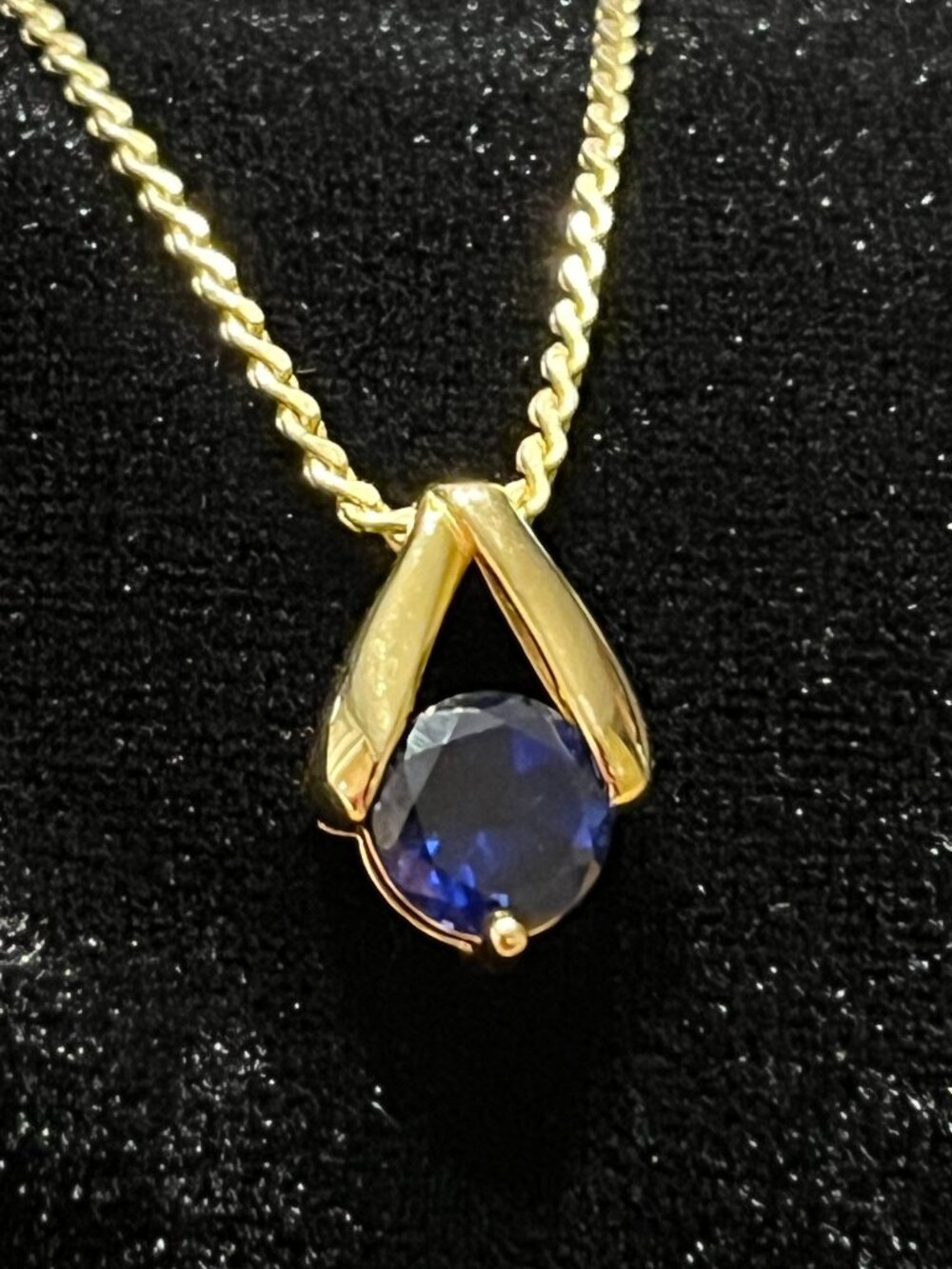 Stunning Vintage Goldtone & Blue Stone Geometric Pendant Necklace